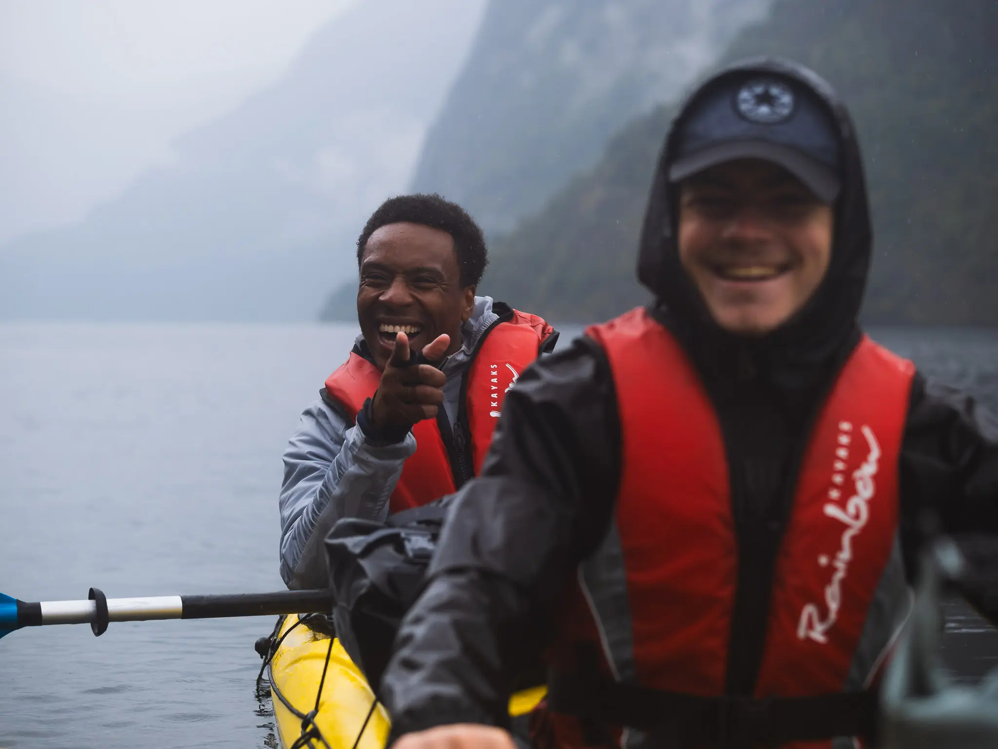 Kayak - fjord de Norvège - randonnée en Norvège - kayaking - depuis l'aéroport de Bruxelles