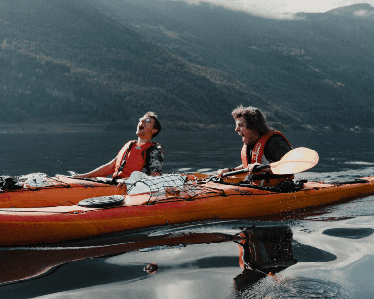 2 happy kayakers